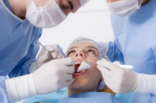 Chirurgiczne usuwanie złamanego zęba